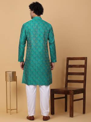 Men green silk blend jacquard kurta 3