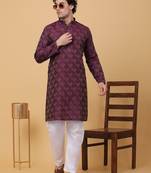 Men purple silk blend jacquard kurta