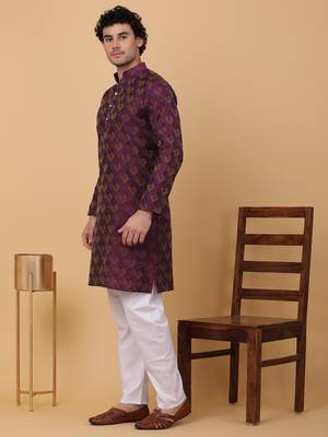 Men purple silk blend jacquard kurta 5