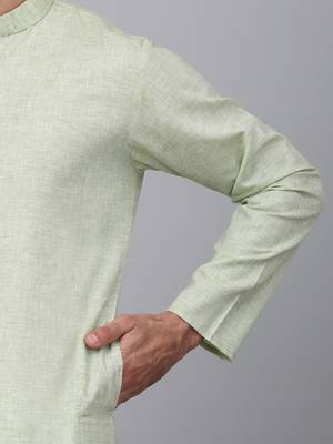 Men green linen solid kurta 4