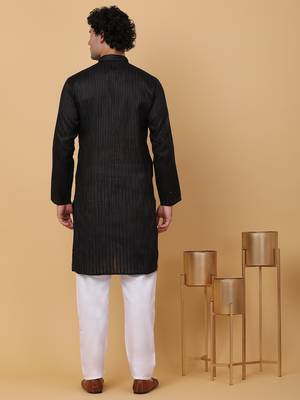 Men black pure cotton striped knee length kurta 3