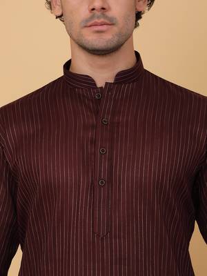 Men maroon pure cotton striped knee length kurta 2