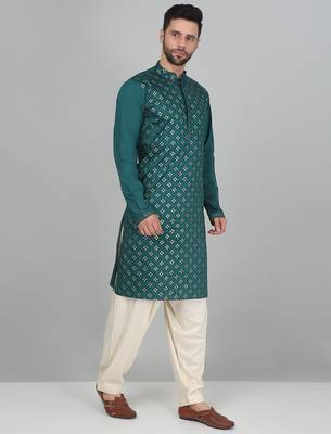 Cotton silk sequenced embroidered green kurta 4