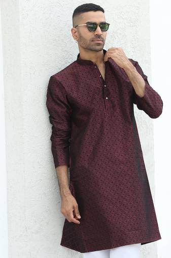 Silk blend jacquard self design wine kurta