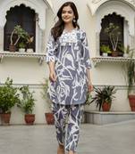 Trendmalls Cotton slub magic printed kurta pant embroidery neck work kurta set