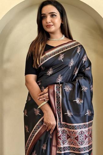 Black Dola Viscose Digital Printed Saree