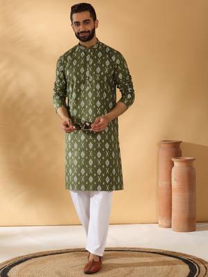 Cotton blend geometric printed green kurta and pyjamas 1