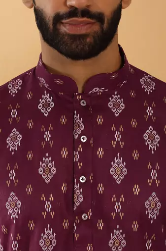 Cotton blend geometric printed maroon kurta and pyjamas