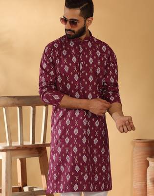 Cotton blend geometric printed maroon kurta and pyjamas 5