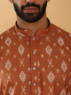 Cotton blend geometric printed rust kurta and pyjamas 3