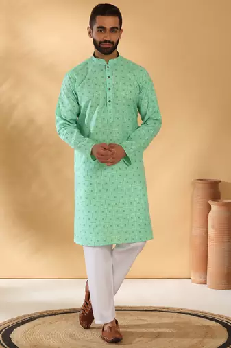 Cotton blend floral printed green kurta and pyjamas