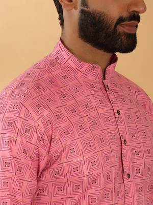 Cotton blend floral printed pink kurta and pyjamas 2