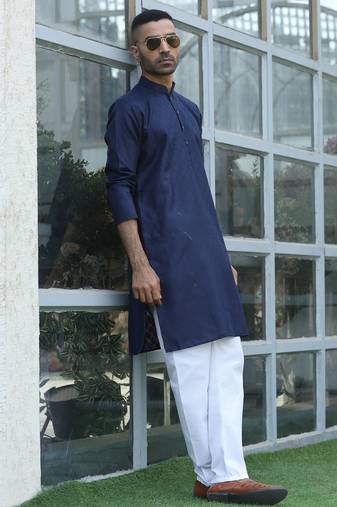 Cotton blend woven self desing navy blue kurta and pyjamas