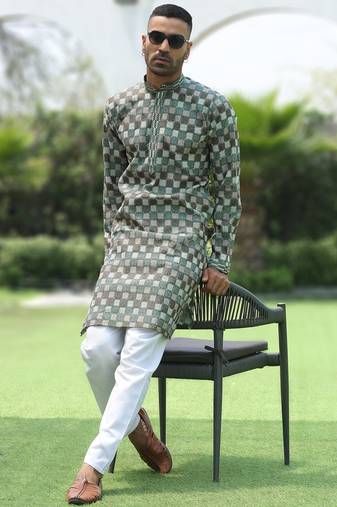 Cotton rayon embroidered chikankari sequinned green kurta with elasticated pyjamas