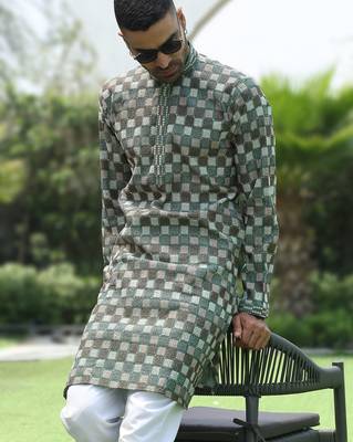 Cotton rayon embroidered chikankari sequinned green kurta with elasticated pyjamas 4
