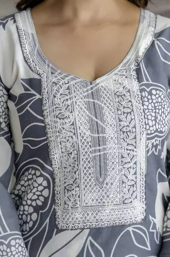Trendmalls Cotton slub magic printed kurta pant embroidery neck work kurta set