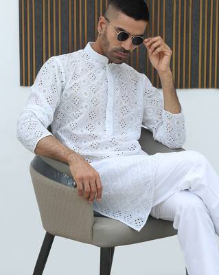 Cotton blend chikankari embroidered white kurta with elasticated pyjamas 4