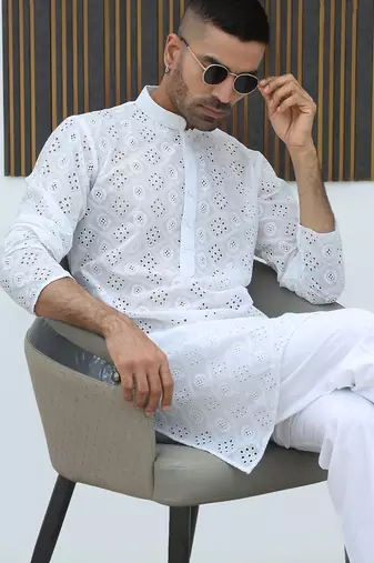 Cotton blend chikankari embroidered white kurta with elasticated pyjamas