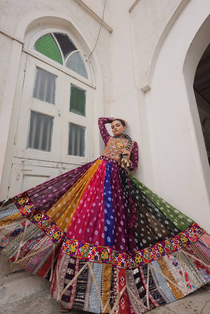 MULTICOLOR GEORGETTE  PRINT VINTAGE GAMTHI EMBROIDERY WORK STITCHED LEHENGA