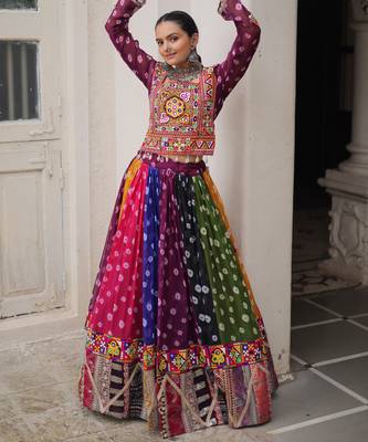 MULTICOLOR GEORGETTE  PRINT VINTAGE GAMTHI EMBROIDERY WORK STITCHED LEHENGA 10