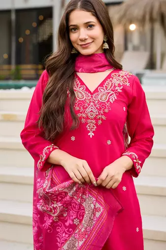women pink moti embroidered kurta pant dupatta 