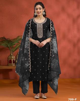 Black silk embroidered viscose thread jari  salwar suit 1