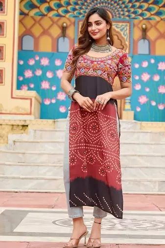 Maroon navratri special kutchi gamthi work with printed kurti-Full Stitched Free Size