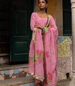 pink crepe organza kurta with pant and dupatta