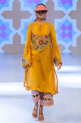 Yellow embroidered organza kurta with pant