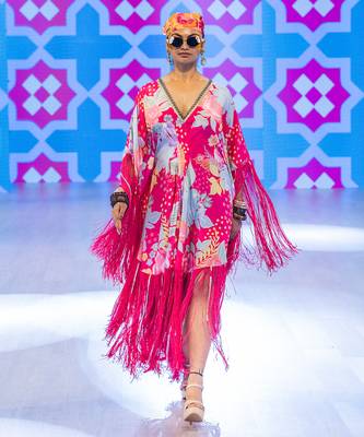 Pink printed crepe kaftan 2