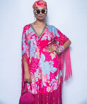 Pink printed crepe kaftan 3