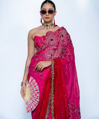 Pink embroidered crepe saree 4