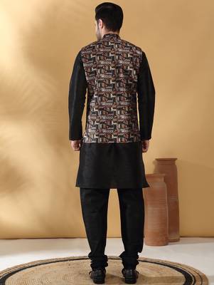 Silk bleand black kurta churidar with abstract printed black nehru jacket 3