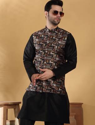 Silk bleand black kurta churidar with abstract printed black nehru jacket 4