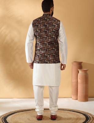 Silk bleand cream kurta churidar with abstract printed black nehru jacket 3