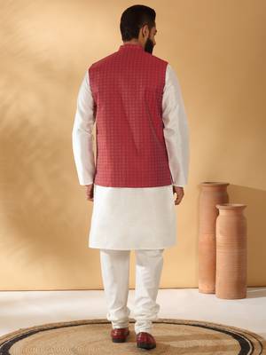 Silk blend cream kurta and churidar with jacquard geometric maroon nehru jacket 3