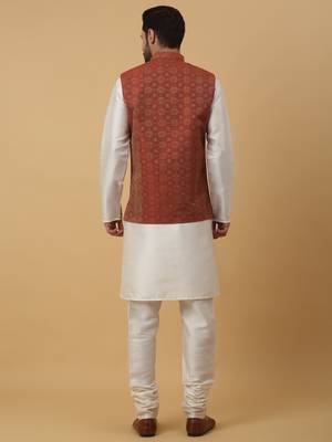 Men's cream kurta and churidar with jacquard ethnic motifs printed nehru jacket 3