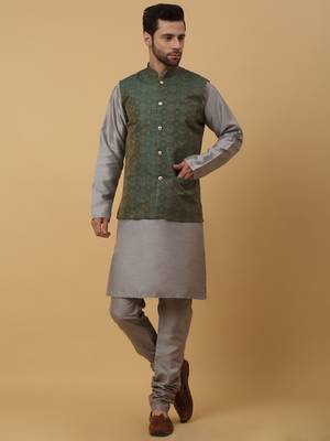 Men's grey kurta and churidar with jacquard ethnic motifs printed nehru jacket 4