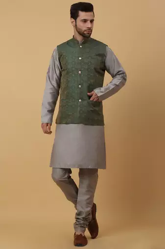 Men's grey kurta and churidar with jacquard ethnic motifs printed nehru jacket