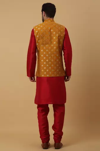 Men's maroon kurta and churidar with jacquard ethnic nehru jacket