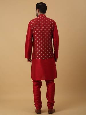 Men's maroon kurta and churidar with jacquard ethnic nehru jacket 3