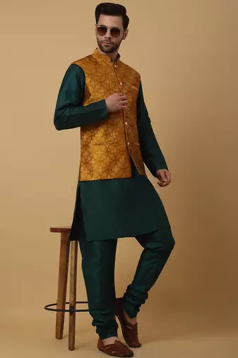 Men's green kurta and churidar with jacquard floral nehru jacket