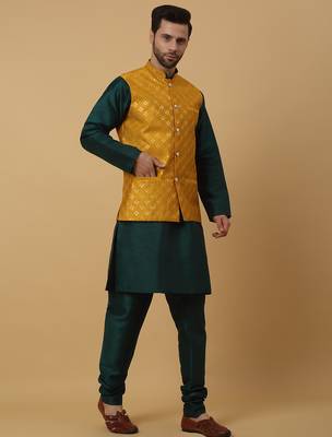 Men's green kurta and churidar with sequenced cotton silk nehru jacket 4