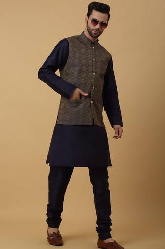 Men's navy blue kurta and churidar with jacquard ethnic motifs printed nehru jacket