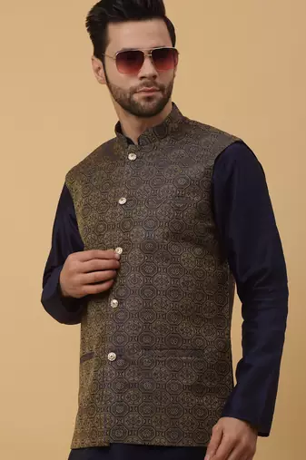 Men's navy blue kurta and churidar with jacquard ethnic motifs printed nehru jacket