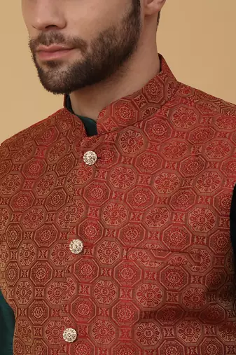 Men's green kurta and churidar with jacquard ethnic motifs printed nehru jacket