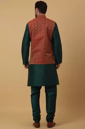 Men's green kurta and churidar with jacquard ethnic motifs printed nehru jacket