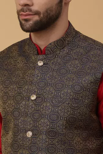 Men's maroon kurta and churidar with jacquard ethnic motifs printed nehru jacket