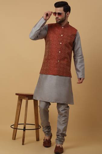 Men's grey kurta and churidar with jacquard ethnic motifs printed nehru jacket