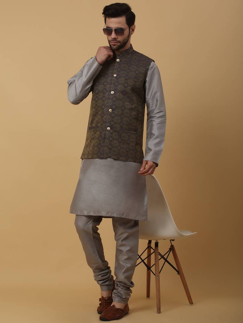 Men's grey kurta and churidar with jacquard ethnic motifs printed nehru jacket